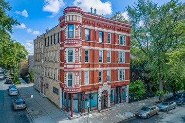2047-49 N. Hoyne / 2057 W. Dickens Studio-2 Beds Apartment for Rent Photo Gallery 1